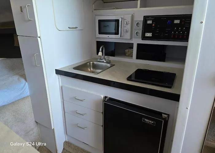 Πλωτό κατάλυμα Comporta Side - Boat